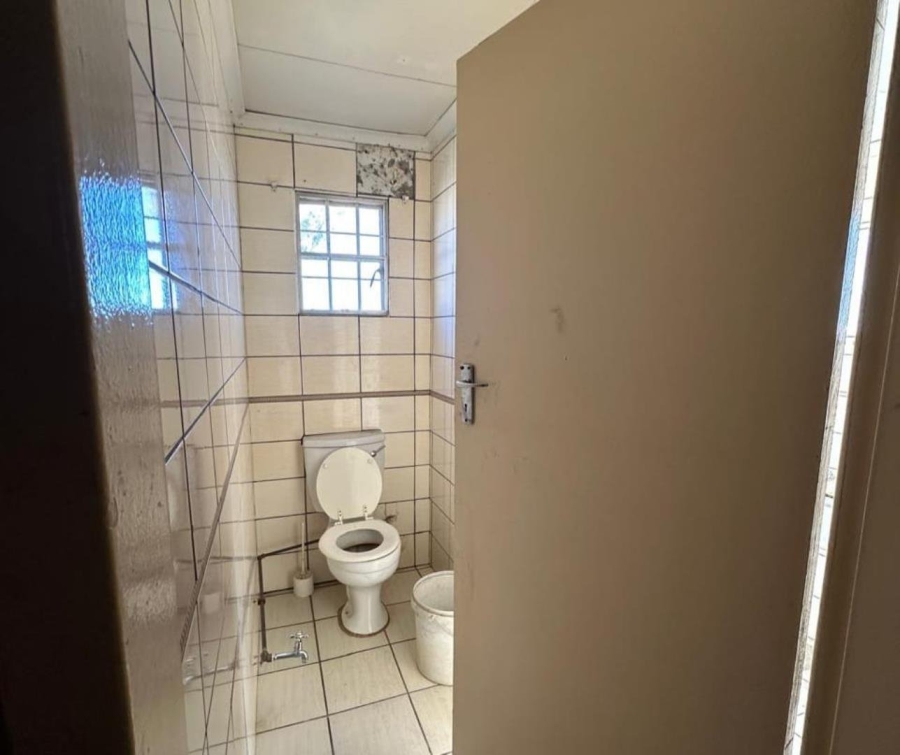 Commercial Property for Sale in Leeudoringstad North West